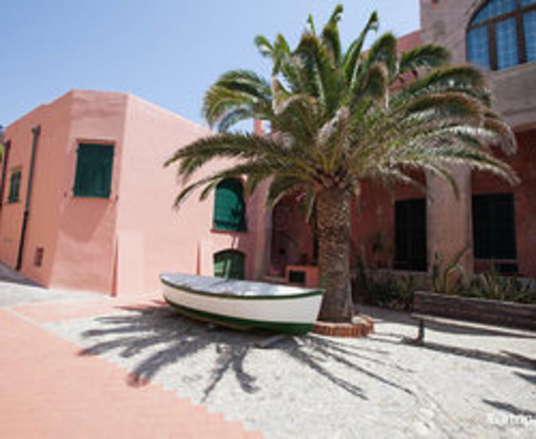 Hotel Arabesque Varigotti Luaran gambar